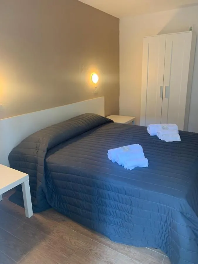Hotel Augustus Milano Marittima 3*,