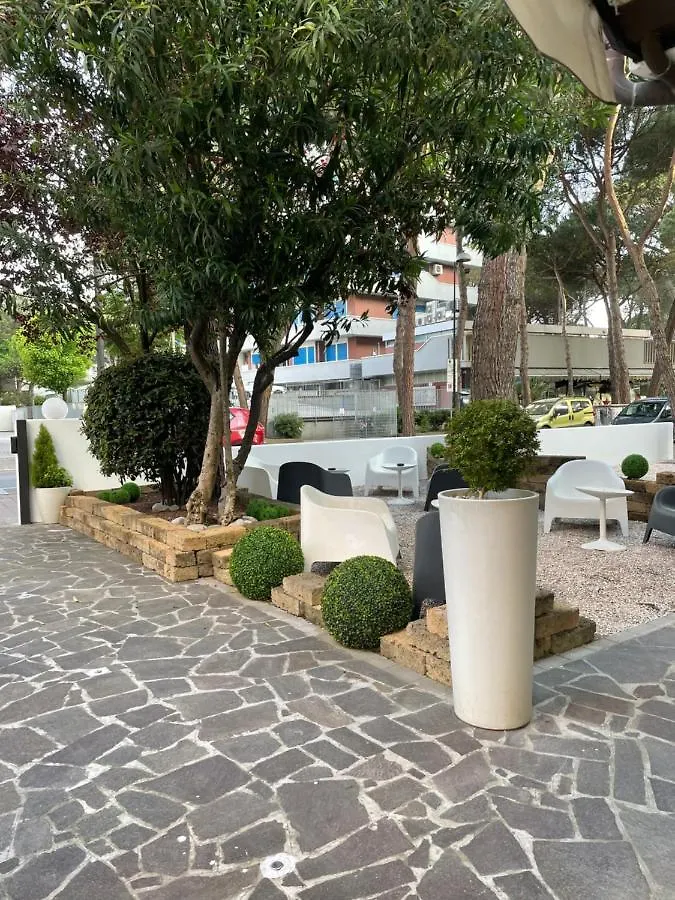 Hotel Augustus Milano Marittima 3*,  Italia